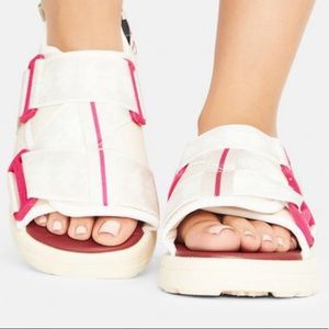 $100 NIB KAPPA FUCHSIA 222 BANDA MITEL 2 SANDALS
